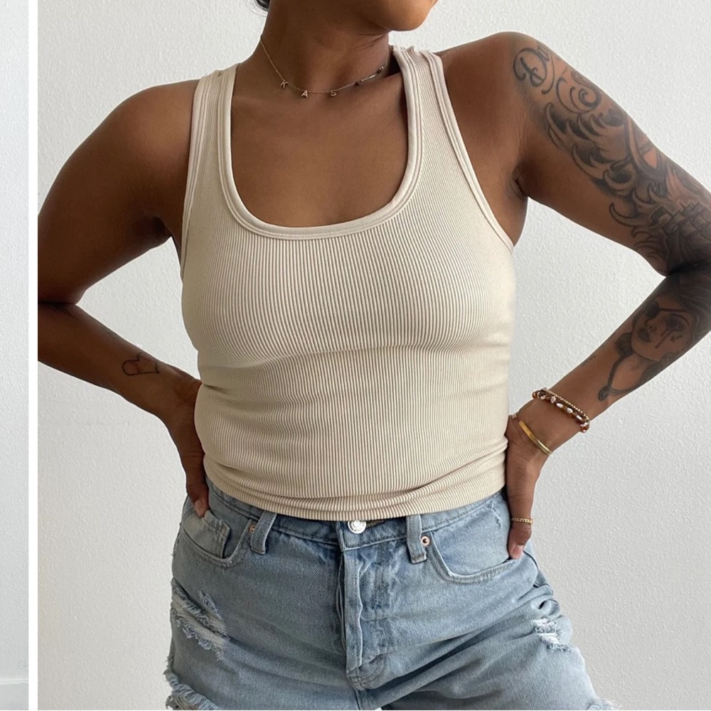 Ribbed Scoop Neck Tank Top — Cream